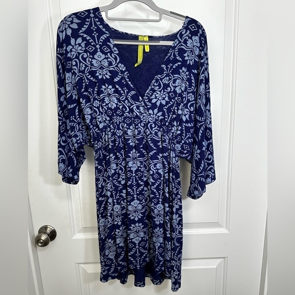 Green Dragon Tunic Dress Blue Print Size Medium - Picture 1 of 4